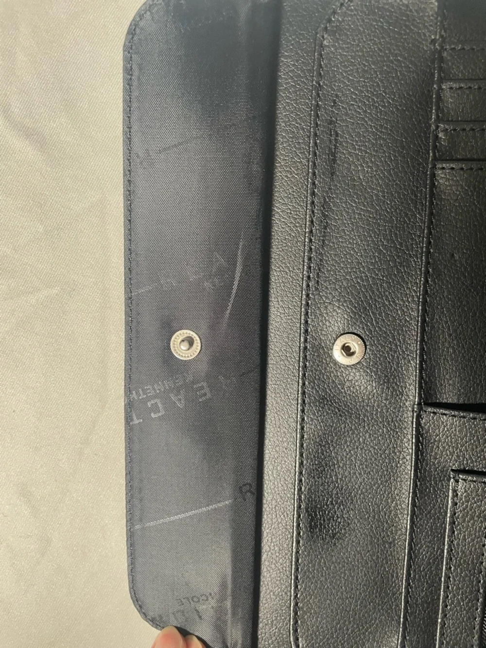 Kenneth Cole Reaction Black Leather Binder Portfolio